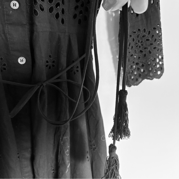 Theory Kalsingas Eyelet Dress 100% Cotton - Picture 7 of 9